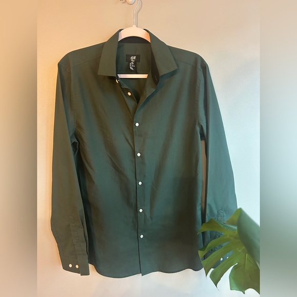 H&M Other - H&M Men's Dark Green Casual Button-Down Shirt